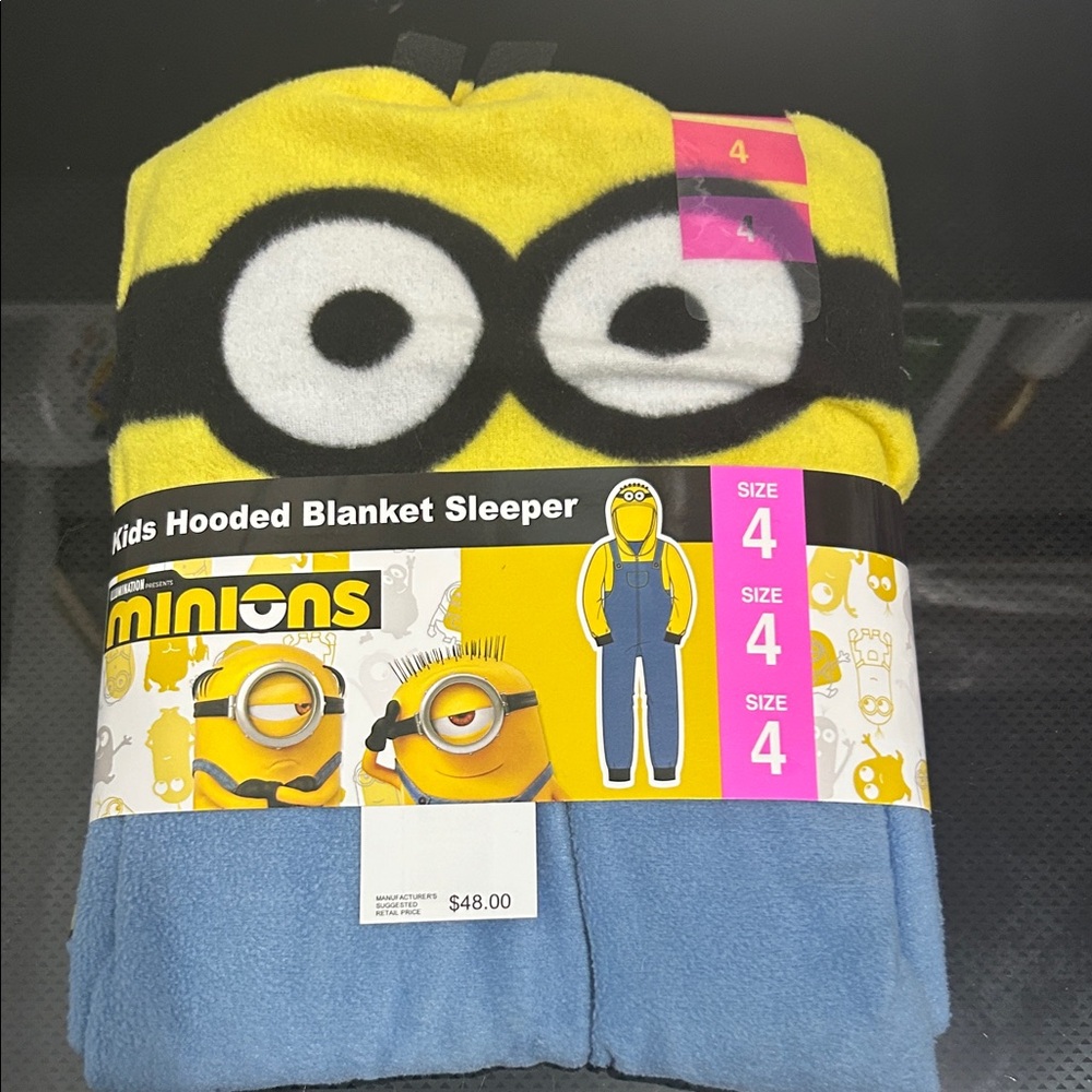 Size 4 minions hooded costume sleeper pajama fleece /girl boy unisex neutral new